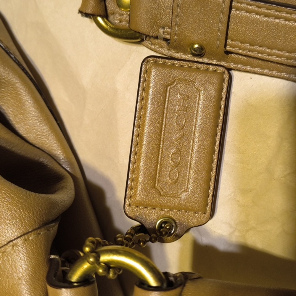 Coach Ashley Handbag/Shoulder Bag - Picture 11 of 12